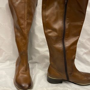 Aldo brown knee high boots. Never worn. Size 8.5